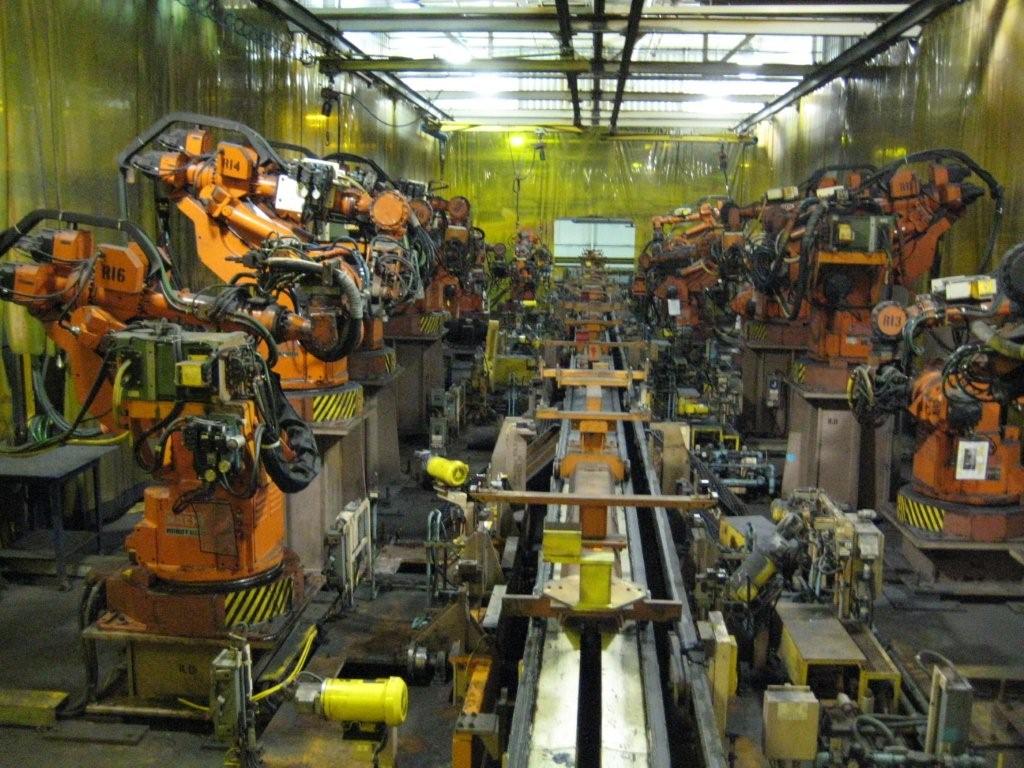 robot-in-factory.jpg